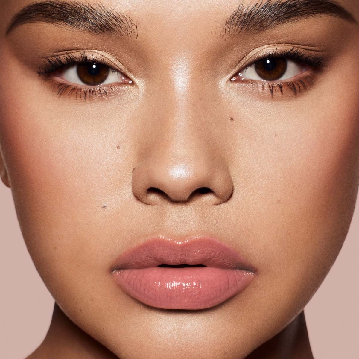 GLOSS BOMB STIX (BARRA DE LABIOS DE BRILLO INTENSO)